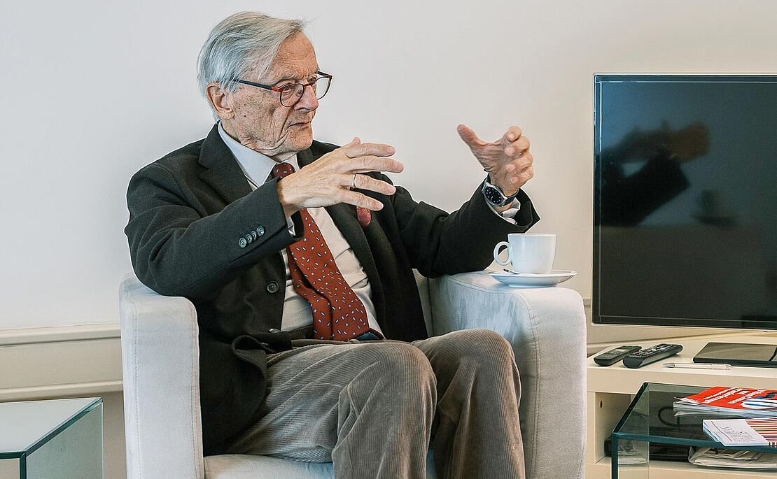 Wolfgang Schüssel im Interview