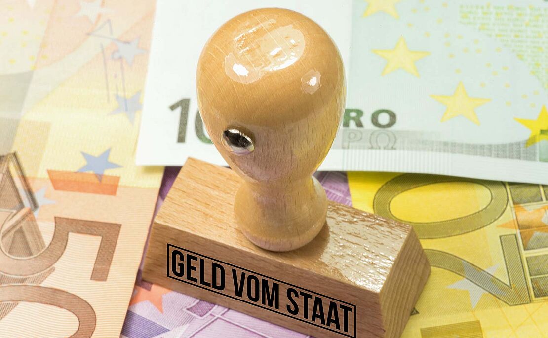 Stempel mit Aufschrift "Geld vom Staat"
