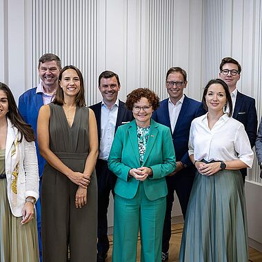 Gruppenfoto Stefan Haubner, Laura Raggl, Werner Wutscher, Hannah Wundsam, Clemens Schmidgruber, Elisabeth Zehetner, Franz Zöchbauer, Claudia Falkinger, Lukas Keplinger und Rudolf Dömötör