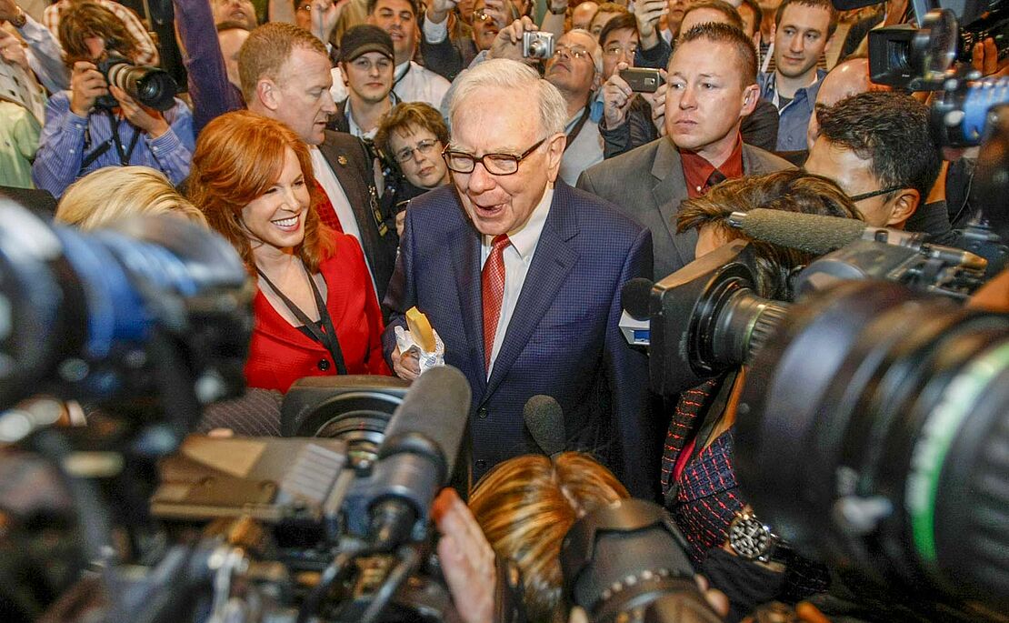 Buffett in der Publikumsmasse