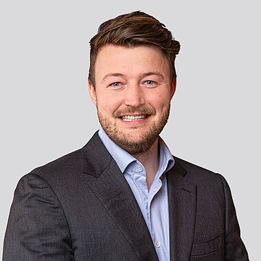 Portraitfoto Eduard Fröschl