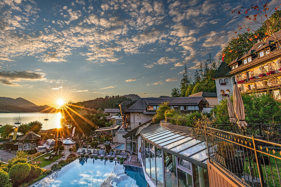 Außenansicht mit Pool von Ebner's Waldhof