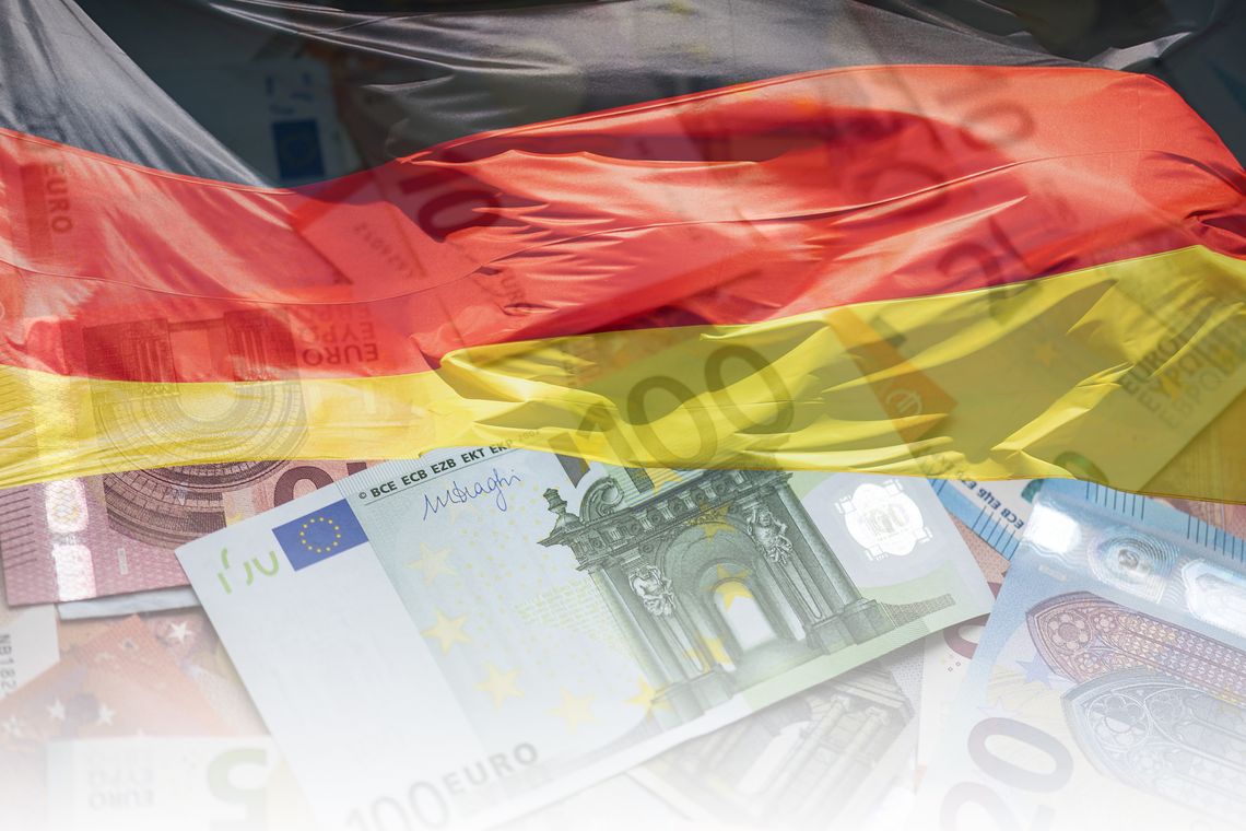 Banknoten mit Deutschland-Flagge