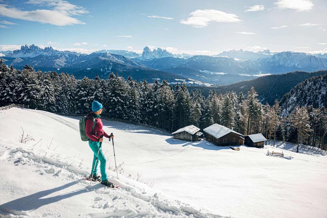 Schneeschuhwandern am Hochplateau Feldthurner Alm