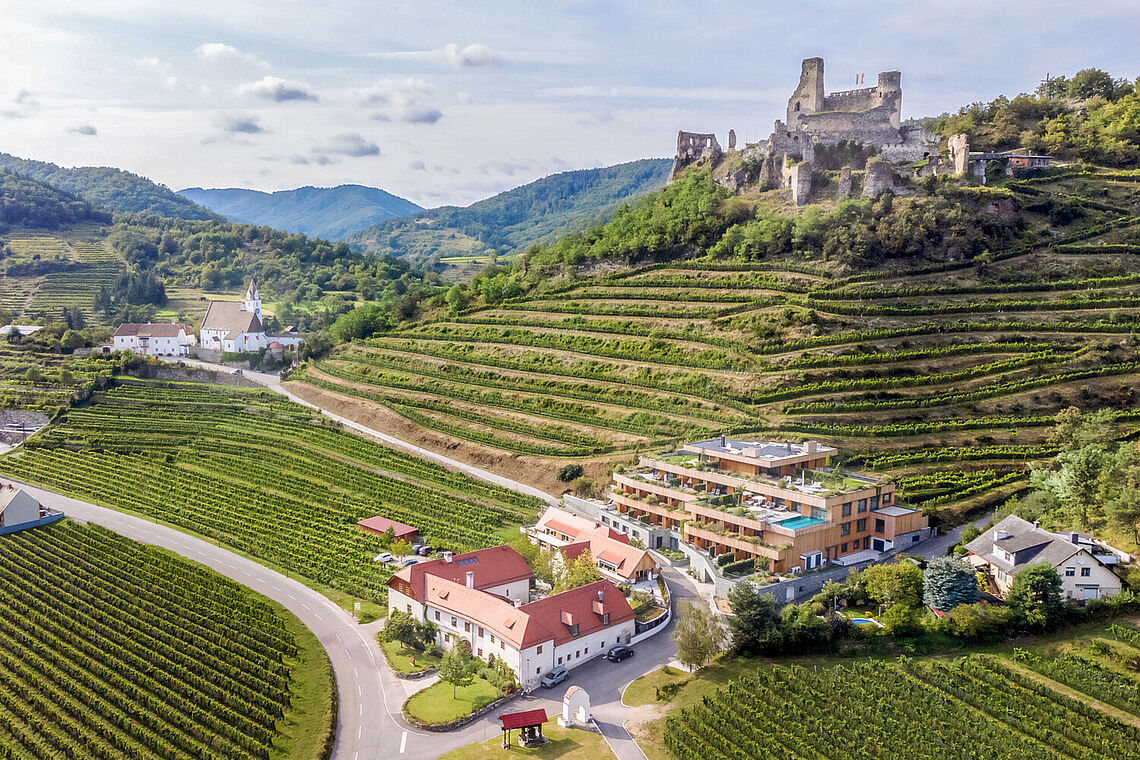 Außenansicht Weingut, Hotel & Spa Nigl, Ruine Senftenberg