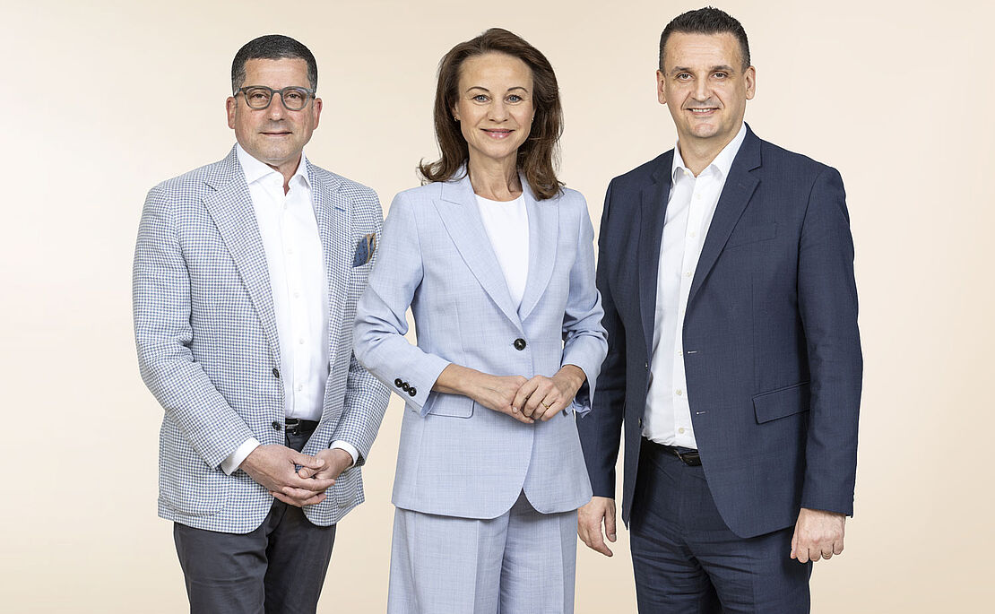Marcel Haraszti, Patricia Neumann und Ivan Vlaho stehen nebeneinander